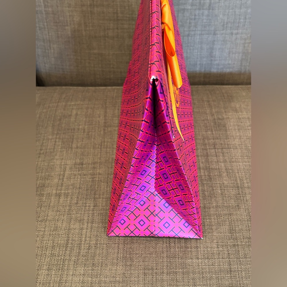 Tory Burch Vibrant Pink Bag with Orange Bow - Picture 4 of 4